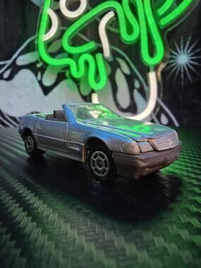 Majorette No. 260 ECH 1/58 Mercedes-Benz 500SL 1986